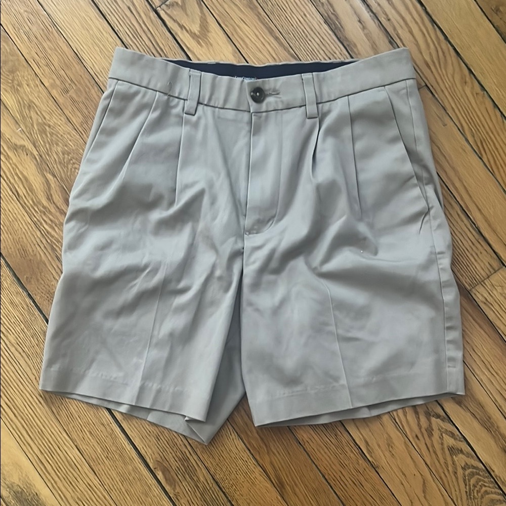Roundtree & Yorke Pleated Khaki totalFlex Shorts Size 30